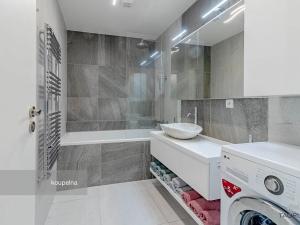 Pronájem bytu 2+kk, Plzeň, Stehlíkova, 73 m2