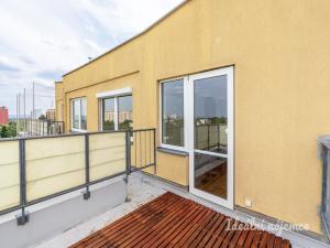 Pronájem bytu 4+1, Praha - Kobylisy, Šimůnkova, 120 m2