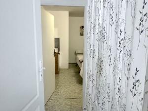 Pronájem obchodního prostoru, Pardubice, 60 m2