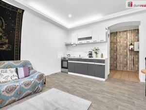 Pronájem bytu 2+kk, Karlovy Vary - Rybáře, Sokolovská, 35 m2