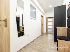Pronájem bytu 3+kk, Praha - Vršovice, Slovinská, 67 m2