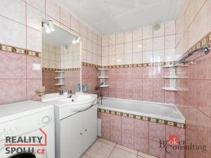 Prodej bytu 2+1, Toužim, Sídliště, 64 m2