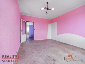 Prodej bytu 2+1, Toužim, Sídliště, 64 m2