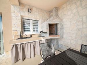 Prodej ubytování, Jakišnica, Chorvatsko, 180 m2