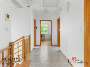 Prodej rodinného domu, Hradec Králové - Roudnička, Dolní, 240 m2