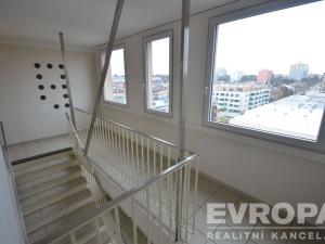 Prodej bytu 3+1, Praha - Žižkov, Na rovnosti, 77 m2