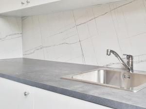 Pronájem bytu 1+kk, Ostrava - Moravská Ostrava, Sládkova, 38 m2