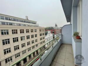 Pronájem bytu 1+kk, Praha - Karlín, Křižíkova, 35 m2
