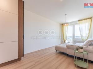 Pronájem bytu 3+kk, Praha, Thomasova, 59 m2