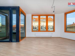 Pronájem bytu 3+kk, Praha - Smíchov, Nádražní, 101 m2