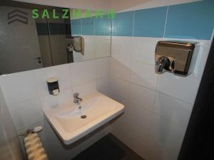 Pronájem kanceláře, Plzeň, Vejprnická, 17 m2