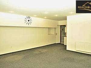 Pronájem obchodního prostoru, Boskovice, Kpt. Jaroše, 40 m2