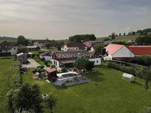 Prodej vícegeneračního domu, Trhové Sviny, 379 m2