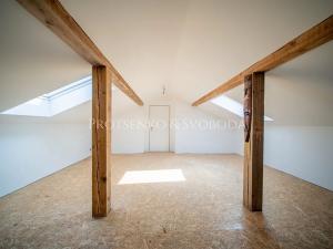 Prodej vícegeneračního domu, Trhové Sviny, 379 m2