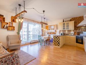 Prodej bytu 3+kk, Hostivice, Žitná, 78 m2