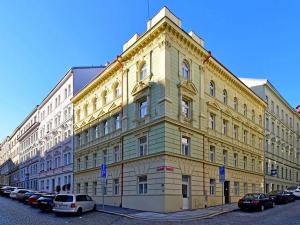 Pronájem bytu 3+kk, Praha - Vršovice, Sevastopolská, 63 m2