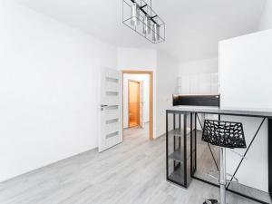 Pronájem bytu 2+kk, Hradec Králové, Svatojánská, 32 m2