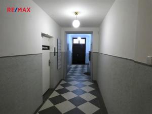 Pronájem bytu 3+kk, Praha - Smíchov, Staropramenná, 83 m2