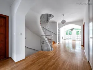 Pronájem vily, Praha - Troja, Na Salabce, 510 m2