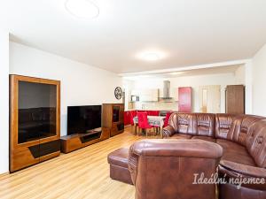 Pronájem bytu 3+kk, Praha - Horní Počernice, Vysokovská, 110 m2