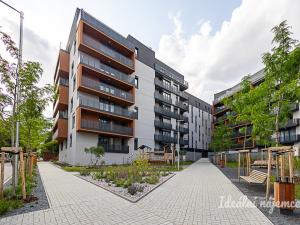 Pronájem bytu 1+kk, Praha - Háje, Sochorcova, 35 m2