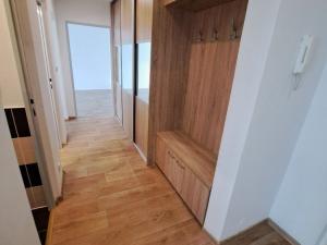 Pronájem bytu 2+1, Olomouc, Junácká, 51 m2