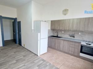 Pronájem bytu 2+kk, Praha - Dejvice, Dejvická, 50 m2