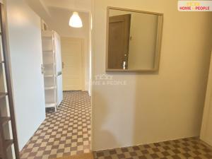 Pronájem bytu 2+1, Praha - Žižkov, Biskupcova, 60 m2