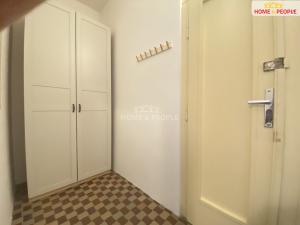Pronájem bytu 2+1, Praha - Žižkov, Biskupcova, 60 m2