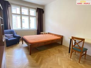 Pronájem bytu 2+1, Praha - Žižkov, Biskupcova, 52 m2