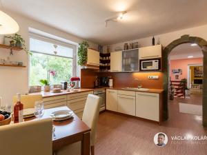 Prodej rodinného domu, Studnice, 281 m2