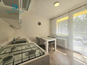 Pronájem bytu 3+1, Jaroměř, Na Studánkách, 74 m2