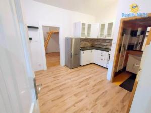 Pronájem bytu 2+kk, Praha - Košíře, Mahenova, 40 m2