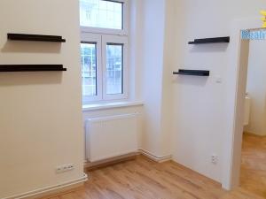 Pronájem bytu 2+kk, Praha - Košíře, Mahenova, 40 m2