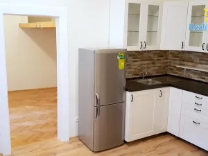 Pronájem bytu 2+kk, Praha - Košíře, Mahenova, 40 m2