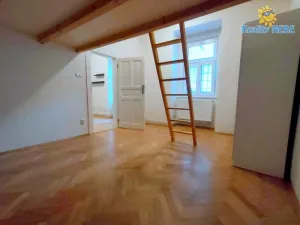 Pronájem bytu 2+kk, Praha - Košíře, Mahenova, 40 m2