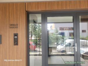 Pronájem bytu 2+kk, Praha - Radlice, U Komína, 54 m2