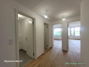 Pronájem bytu 2+kk, Praha - Radlice, U Komína, 54 m2