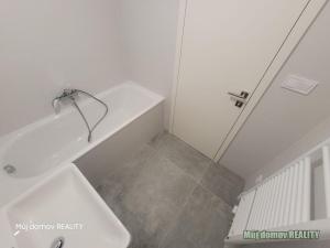Pronájem bytu 2+kk, Praha - Radlice, U Komína, 54 m2