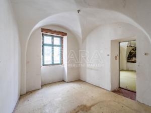 Prodej činžovního domu, Znojmo, Velká Mikulášská, 828 m2
