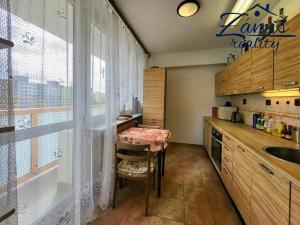 Pronájem bytu 2+1, Kladno, Litevská, 62 m2