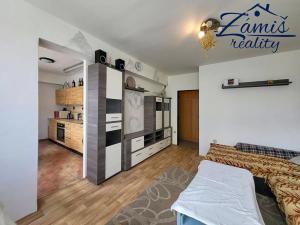 Pronájem bytu 2+1, Kladno, Litevská, 62 m2