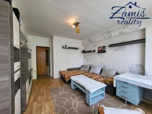 Pronájem bytu 2+1, Kladno, Litevská, 62 m2