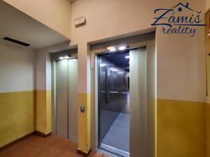 Pronájem bytu 2+1, Kladno, Litevská, 62 m2