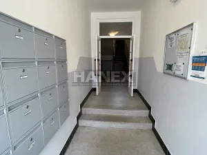 Pronájem bytu 2+kk, Praha - Nusle, Na Pankráci, 56 m2