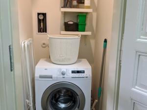 Pronájem bytu 2+kk, Praha - Bubeneč, Na výšinách, 53 m2