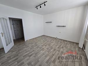 Pronájem bytu 2+1, Opava - Kateřinky, Antonína Sovy, 44 m2