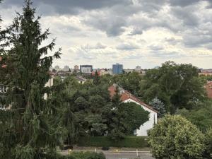 Prodej bytu 2+kk, Praha, Černokostelecká, 47 m2