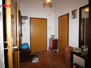 Prodej bytu 2+kk, Praha, Černokostelecká, 47 m2
