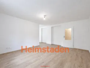 Pronájem bytu 1+kk, Havířov - Město, Hlavní třída, 38 m2